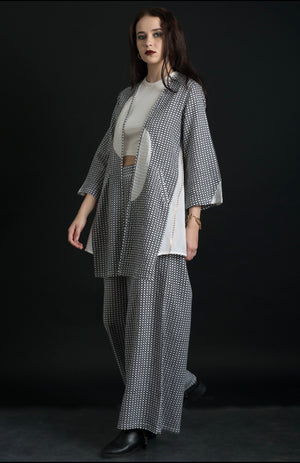 Monochrome circle set of 2 Monochrome circle set of 2